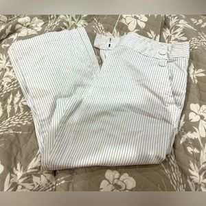 Women’s Dress Capri